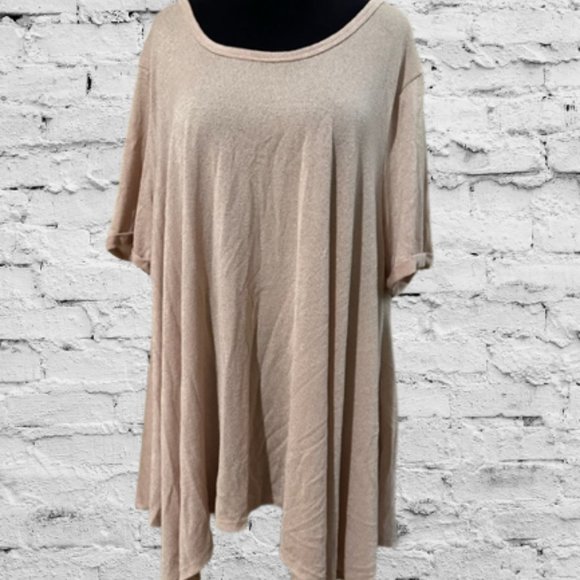 boutique Tops - Tan Scoop Neck Top